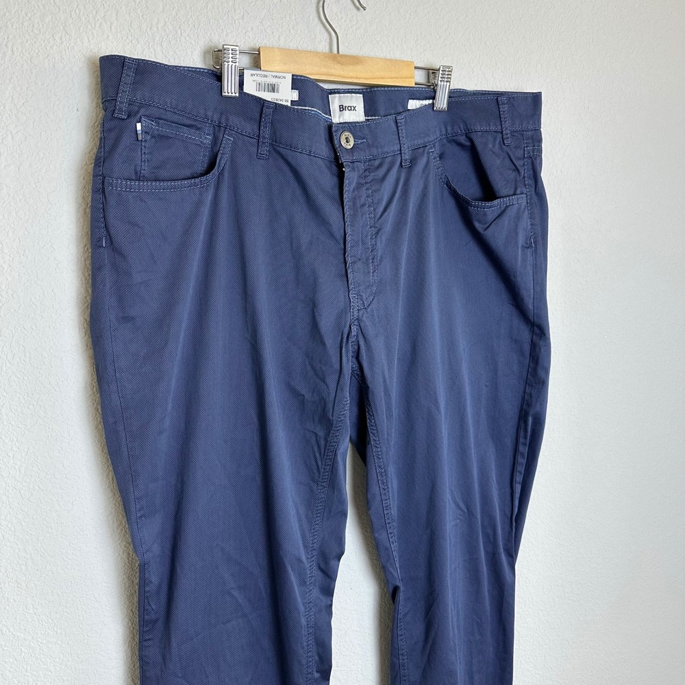 Brax Mens Chuck Modern Fit Ultralight Stretch Pants Navy Blue 42 x 34 NEW - Picture 3 of 10